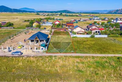 Teren Construcții intravilan de 1000 mp, în Hărman