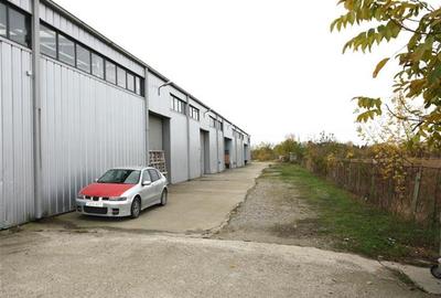 Proprietate pozitie exceptionala, teren 10,000 mp, deschidere DN1 36 ml, hala, b - 14