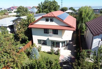 Casă / Vilă cu 4 camere de vânzare în zona Barieră Traian - Galați - 1