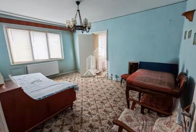 Apartament cu 2 camere nedecomandat în Tomis Nord