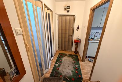 Apartament cu 3 camere decomandat Alexandru cel Bun - 5
