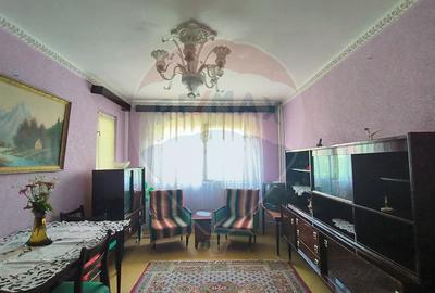 Apartament cu 3 camere de vânzare, decomandat Micro 17- Galați - 3