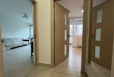Sala Palatului-Cismigiu, 139.500€, decomandat, locatie excelenta - 1