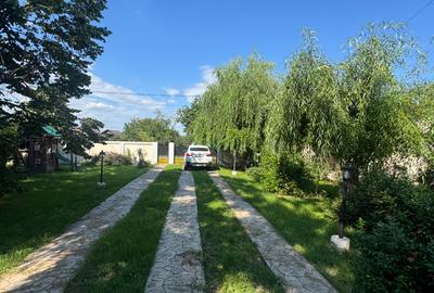 Vânzare vilă + 2000 mp teren - 49