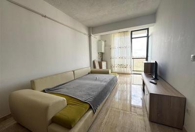 Apartament cu 2 camere semidecomandat, mobilat în Exterior Est