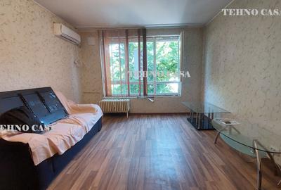 Titan, 550 m de Metrou 1 Decembrie | 4 camere, 2/4, bloc reabilitat - 5