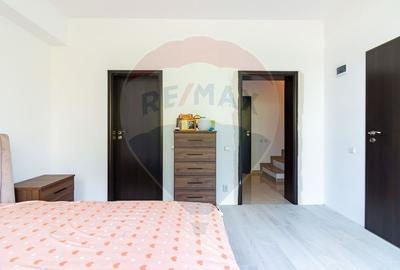 Casă / Vilă cu 6 camere de vânzare in Tartasesti, Dambovita - 12