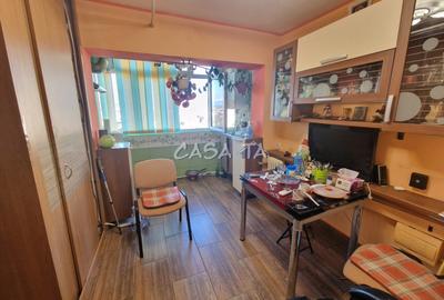 Apartament cu 2 camere decomandat, mobilat în 9 Mai