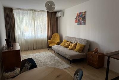 Apartament cu 2 camere decomandat, mobilat în Baba Novac