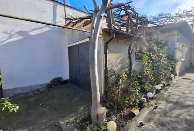 Casa 3 camere - constructie mixta + teren 200 mp (deschidere 8 ml ) - 2