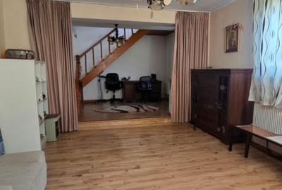 Otopeni  Casa P+M/ teren 878 mp gradina matura - 1