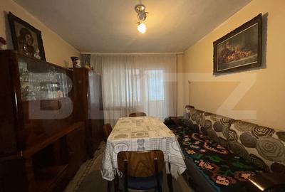 Apartament cu 2 camere semidecomandat, mobilat în Gherla