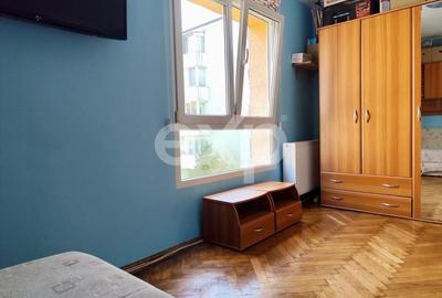 Apartament 3 camere de vanzare | Astra | Etaj 2/4 | Loc de parcare - 15