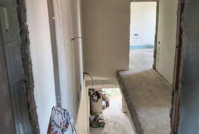 Vila ind.5cam,3bai/centruPopesti Leordeni-str.Erou Pantazica Gabr - 36
