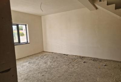 Agenție imobiliară vindem parte din duplex în Năvodari - 4
