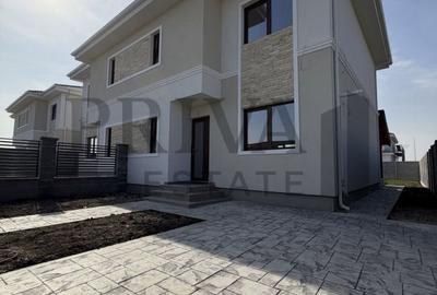 Duplex cu 4 camere în Moșnița Nouă