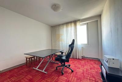 Apartament de 3 camere, pretabil birouri sau locuinta, etaj 7, Saturn - 8