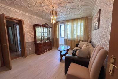 Apartament cu 3 camere  | 55 mp | Centru  |  Comison 0 - 2