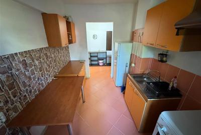 Apartament cu 2 camere semidecomandat în Gară