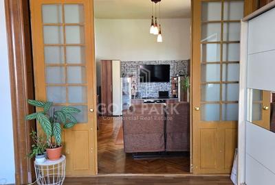 Apartament cu 3 camere decomandat, mobilat în Ultracentral