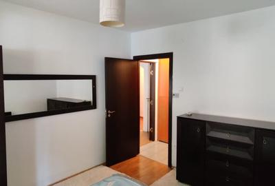 Apartament cu 2 camere semidecomandat, mobilat în Griviței