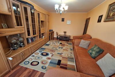 2 decomandate Piata Centrala 53 mp etaj 3/4 Mobilat/Utilat 82000Euro - 4