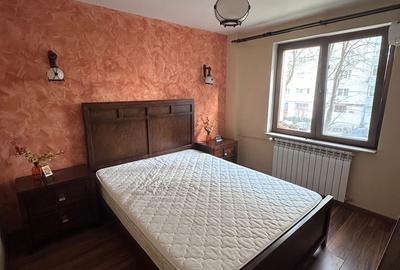 Apartament cu 3 camere decomandat în Baba Novac