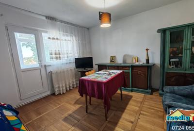 Apartament 2 camere decomandat, 3 balcoane, cartier Port - 2