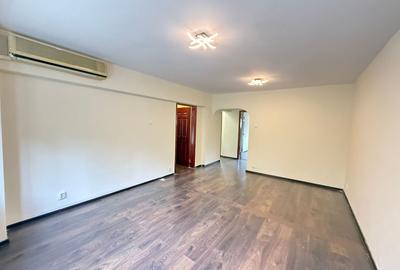 Apartament cu 4 camere decomandat în Unirii