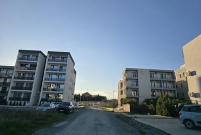 Teren Construcții intravilan de 600 mp, în Nord
