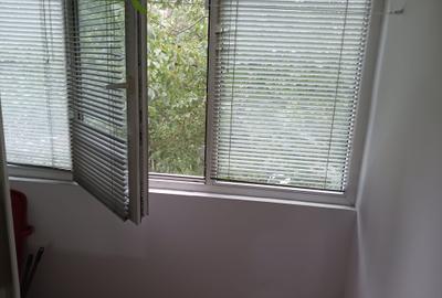 Garsoniera intre Lujerului si Gorjului, etaj 2, balcon, libera - 3