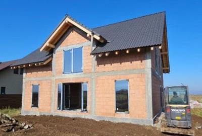 Casă la Roșu | Proiect Finalizabil Premium - 1