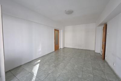 3 camere Bvd Chisinau | Bloc 1986  | anvelopat | Comision 0 - 2