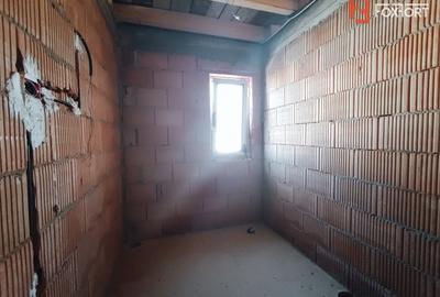 Apartament cu 3 camere 72 mp cu gradina 100 mp in Giroc - V2809 - 6