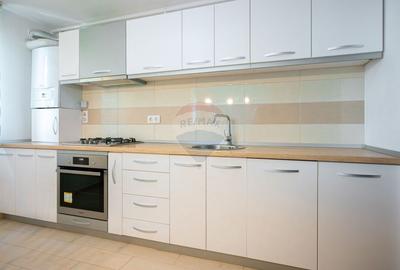 Apartament cu 2 camere la Urban Coresi, două balcoane, parcare + boxă - 15