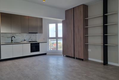 Apartament cu 3 camere,centrala proprie,mutare imediata,vedere superba catre Lac - 26