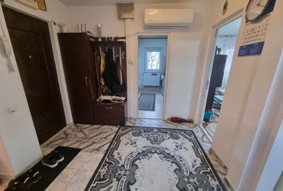 Poarta 6 liceul Blaga- apartament 4 camere decomandat cu gaze - 9