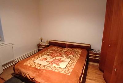 Casa cu 6 camere si anexa locuibila de 57 mp - 9