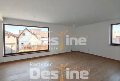 Vilă spațioasă de vânzare în Săcele – zona Bunloc, priveliște superbă - 3