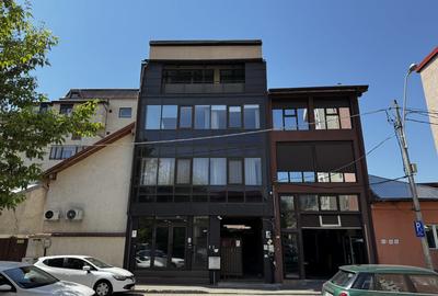 Apartament cu 2 camere decomandat în Domenii