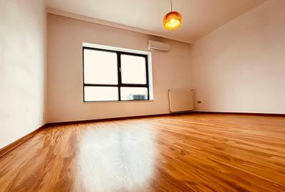 Apartament de 4 camere+ 2 locuri de parcare. Complex  EMERALD Residence - 1