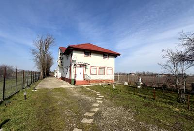 Vilă de închiriat în Tărtășești – spațiu generos pentru firmă, birouri , cazare - 2