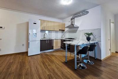 Apartament cu 3 camere semidecomandat, mobilat în Zorilor