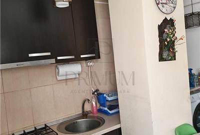 Kiriac - 2 Camere - Parter cu balcon - Centrala proprie - Amenajat - Mobilat si - 4