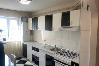 Proprietar apartament 3 camere, loc parcare - 5