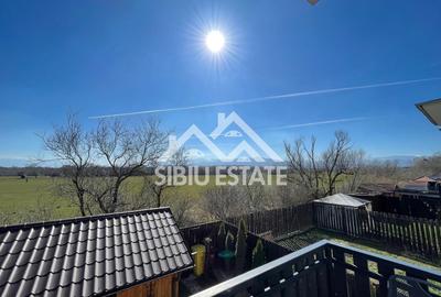 Casa cvadruplex de vanzare 4 camere, 2 locuri de parcare - 24