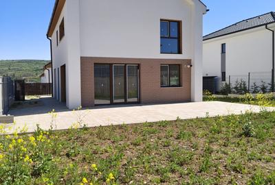 Casă individuală de vânzare în Chinteni - 3