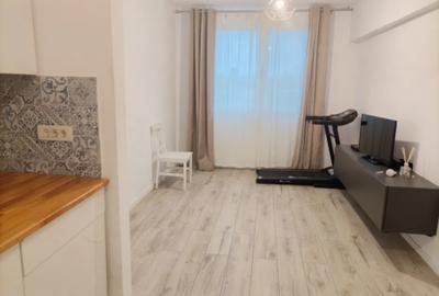 Apartament cu 2 camere decomandat, mobilat în Fratelia