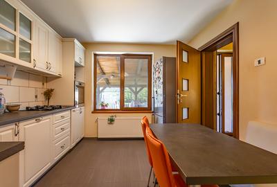 Casa individuala, 5 dormitoare - 8