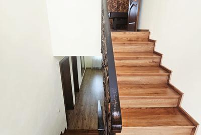 Vilă premium în Strejnicu | 8 camere | 345 mp utili | teren 595 mp - 53